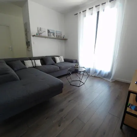 A La Campagne Avec Jacuzzi Feriehus *