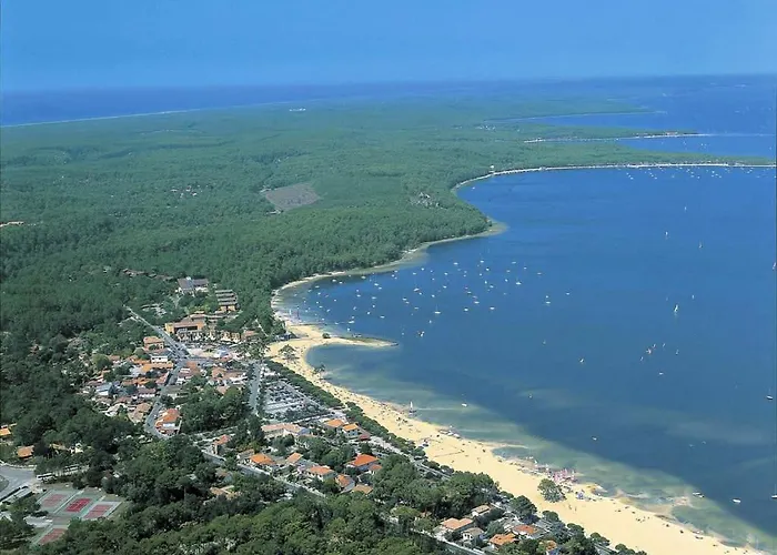 A La Campagne Avec Jacuzzi Feriehus