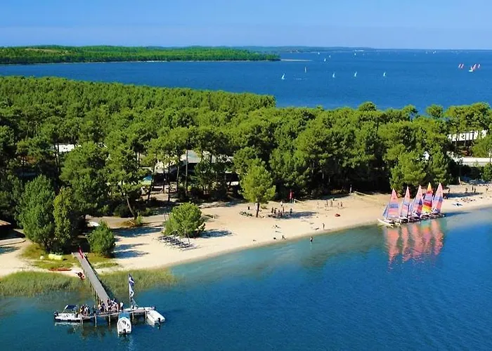 Feriehus A La Campagne Avec Jacuzzi Avensan